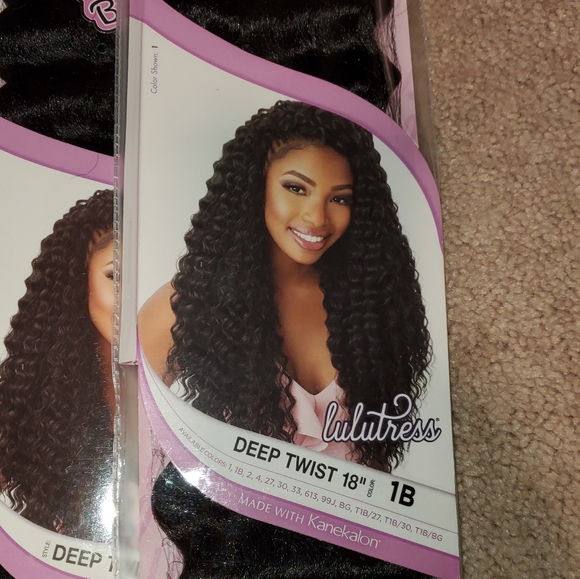 Lulutress Deep Wave Crochet Hair BUNDLE - Picture 2 of 5